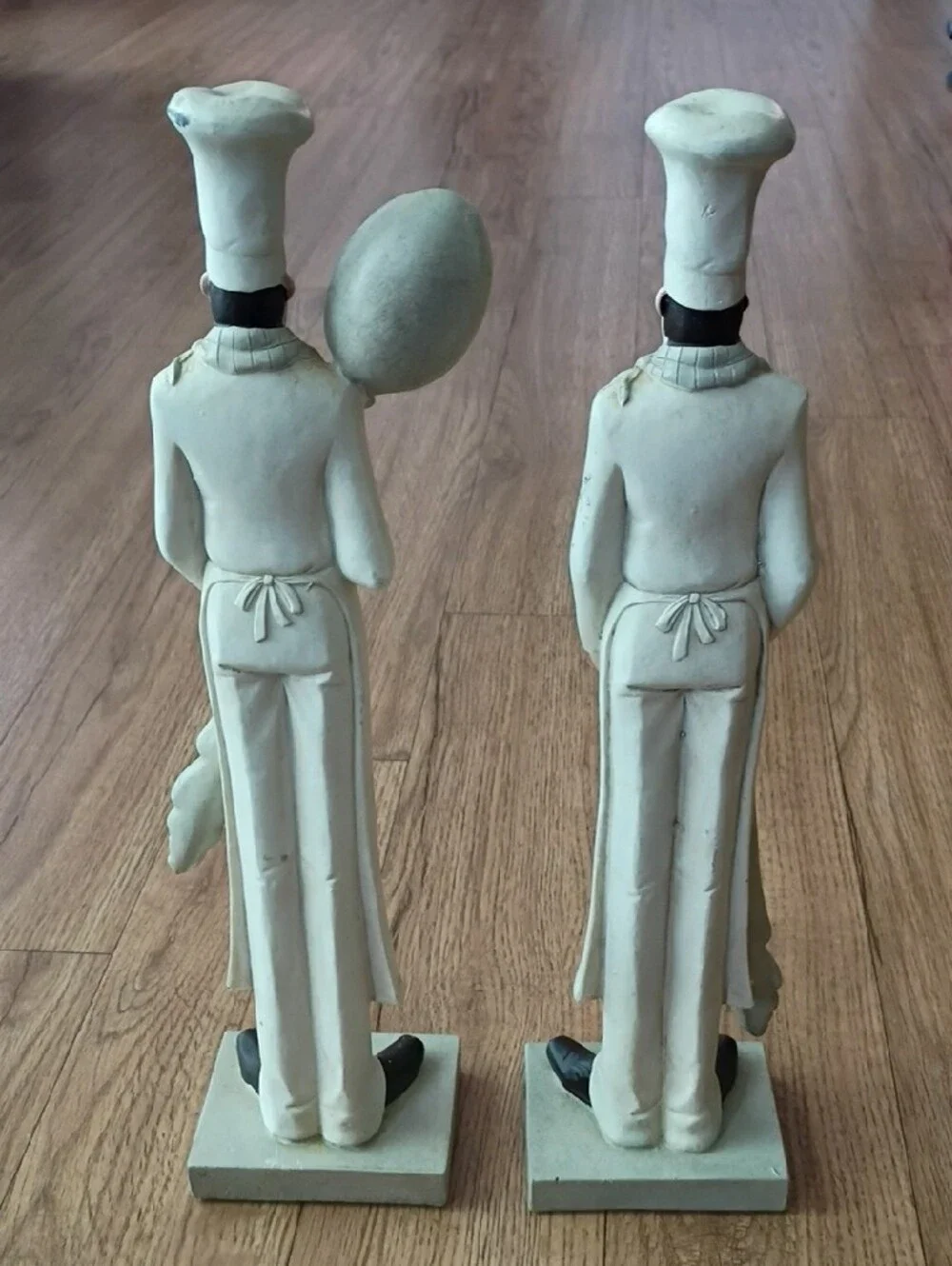 Vintage-Style Chef Figurine Set Decorative Kitchen Statues